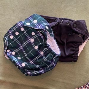 2 cloth diapers